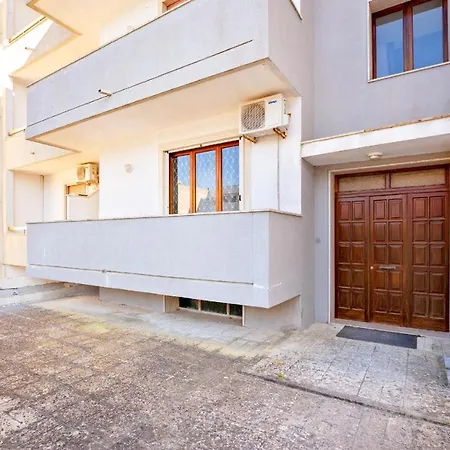 Apartment Sforza